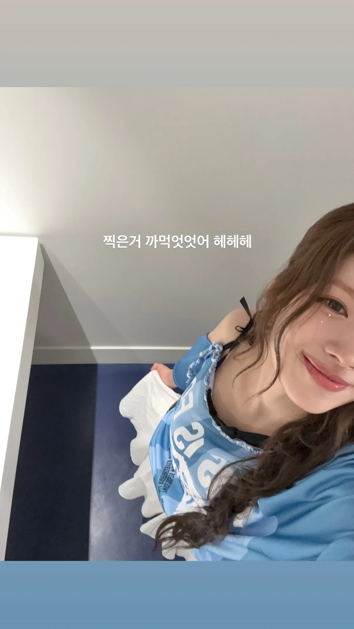 Potret di balik layar Sana (TWICE)