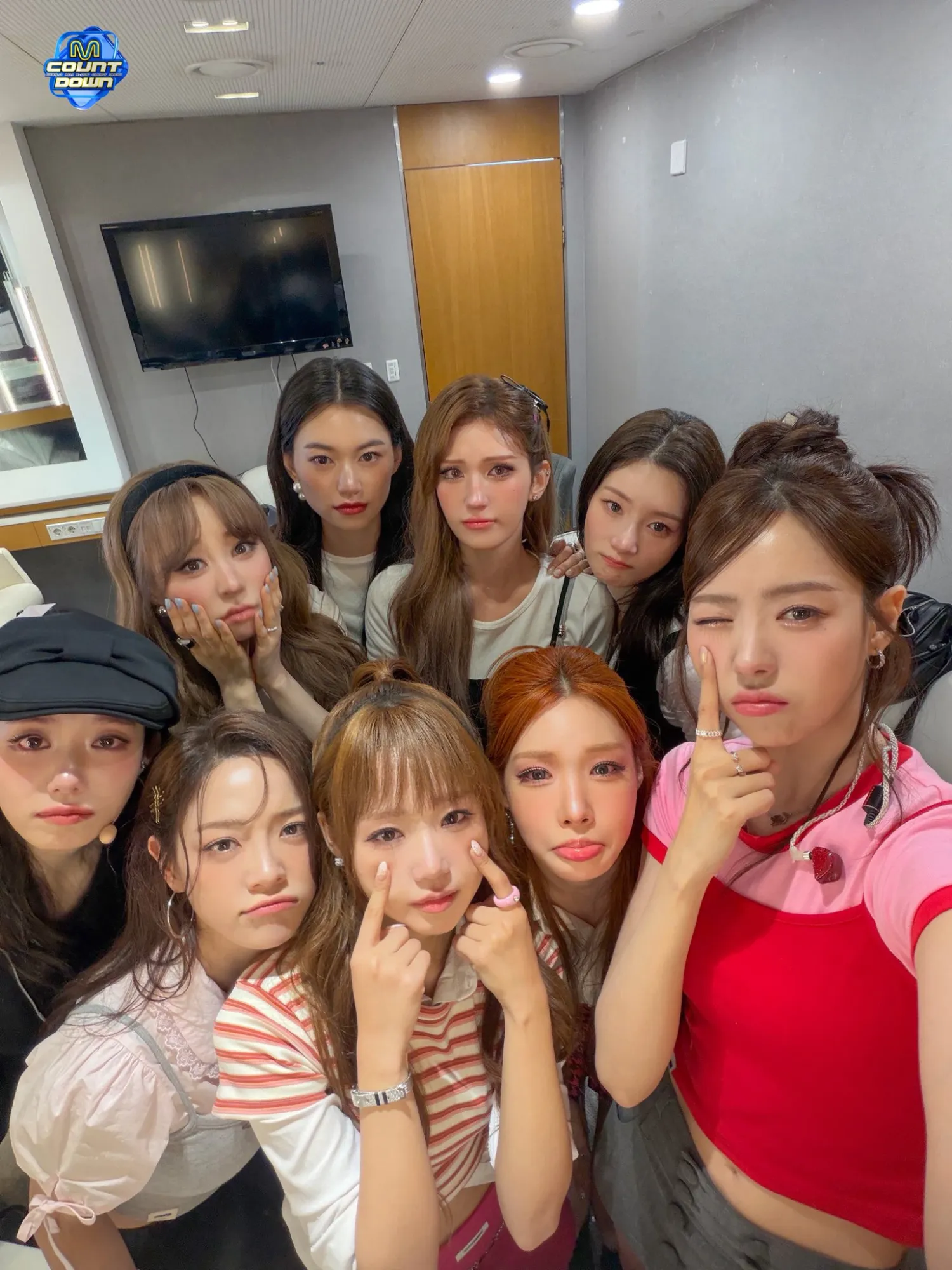 Recent activity shot of Sejeong (I.O.I)