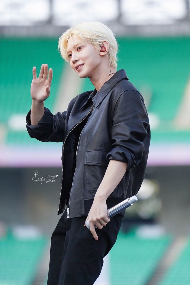 Recent activity shot of ATEEZ