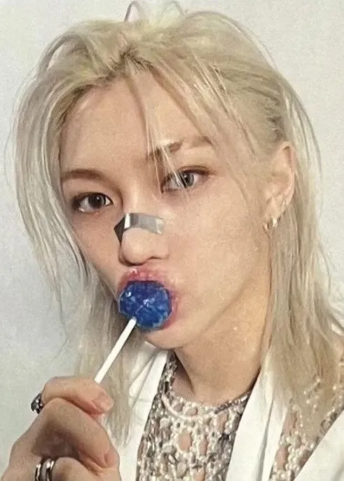 Latest photo of Felix (Stray Kids)