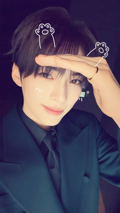 The most beloved wallpaper among Sung Hanbin (ZEROBASEONE)'s fans