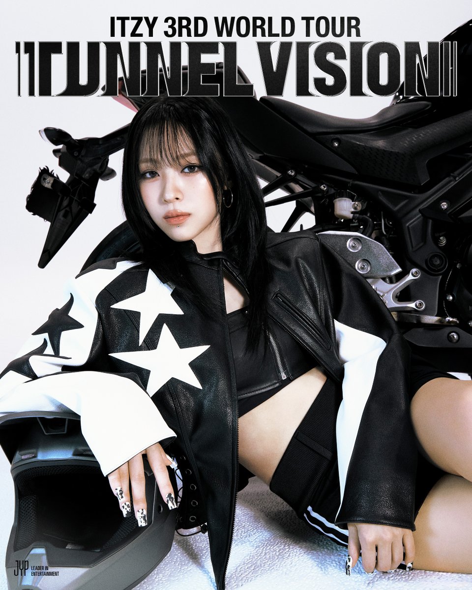 ITZYの舞台裏ショット