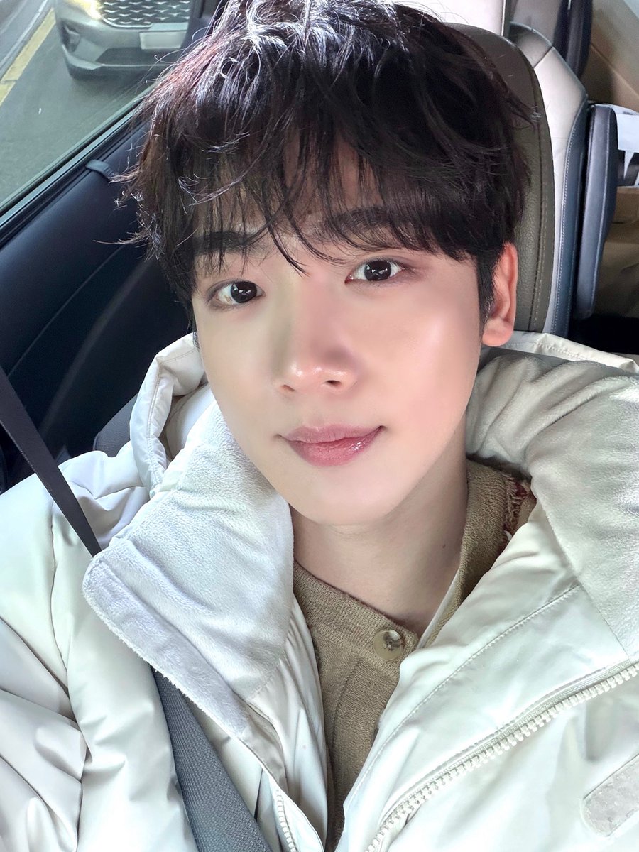 A moment captured by WEi's fan