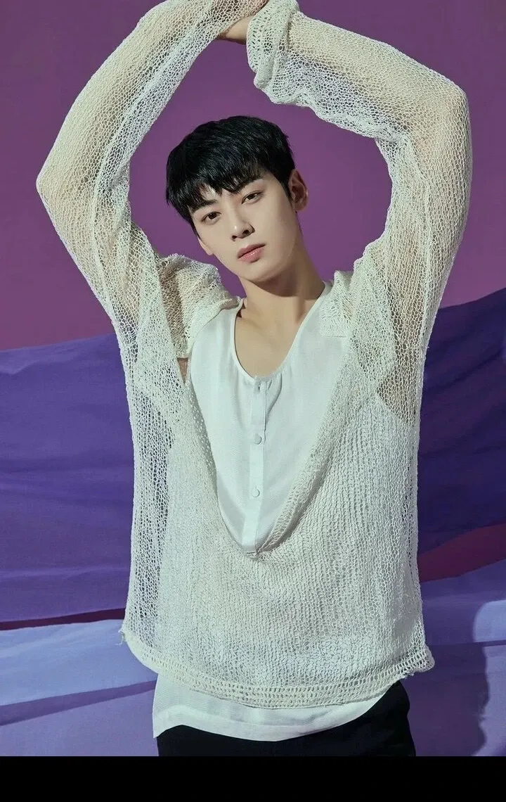 Behind-the-scenes cut of Eunwoo (ASTRO)