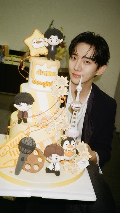 A heartfelt wallpaper shared by Junho (2PM)'s fans