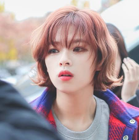 Latest photo of Jeongyeon (TWICE)