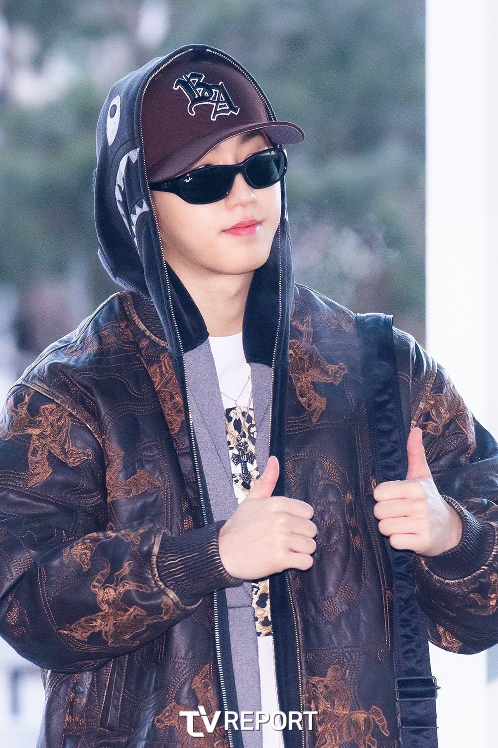 Behind-the-scenes cut of HAN (Stray Kids)