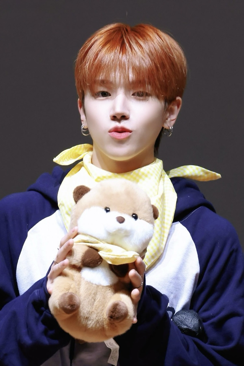 Behind-the-scenes cut of Riwoo (BOYNEXTDOOR)