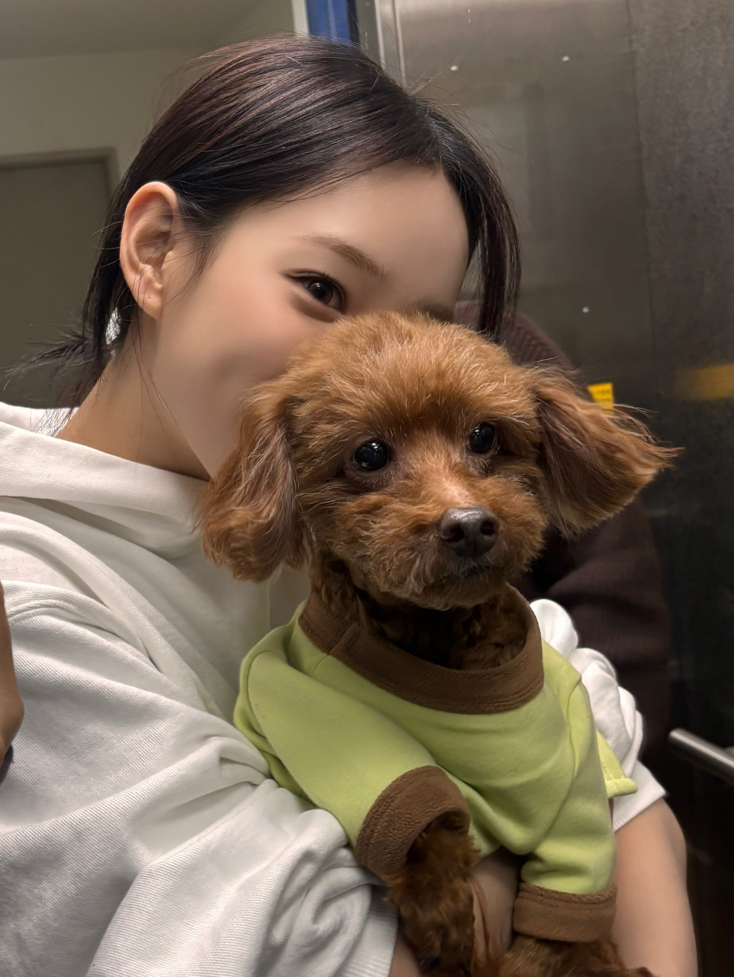 Behind-the-scenes cut of Ryu Sarang (izna)