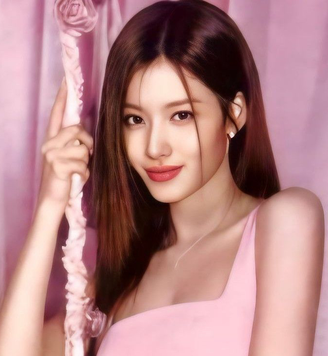 사나 (TWICE)의 최신 사진