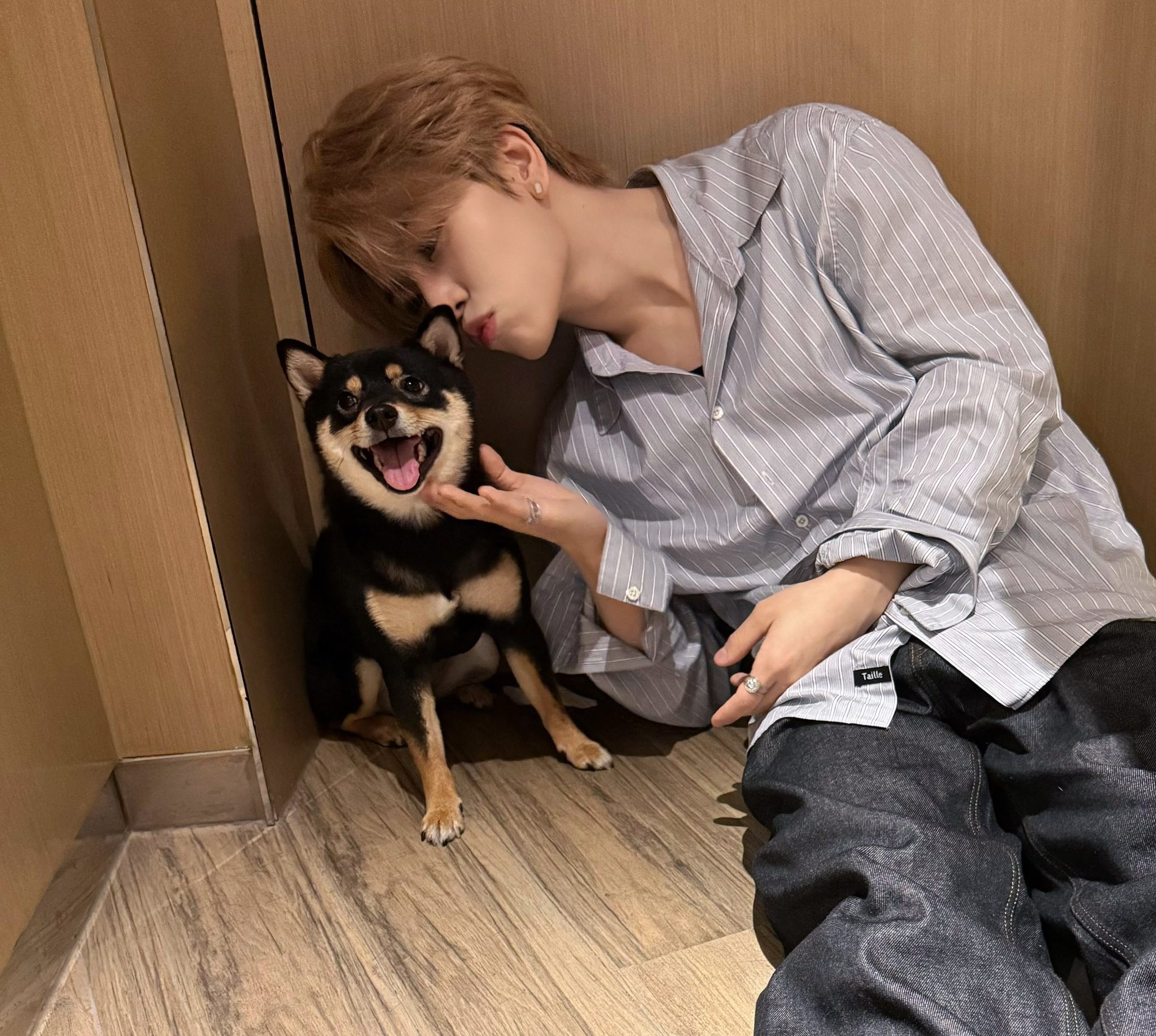 Behind-the-scenes cut of He Xinlong (ALPHA DRIVE ONE)