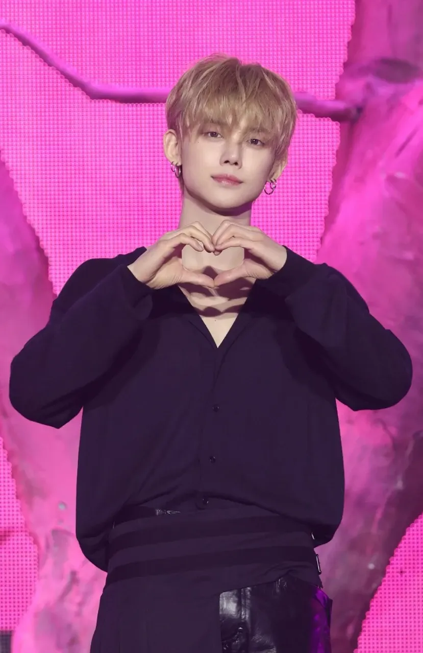 ヨンジュン (TOMORROW X TOGETHER)の最近の活動写真