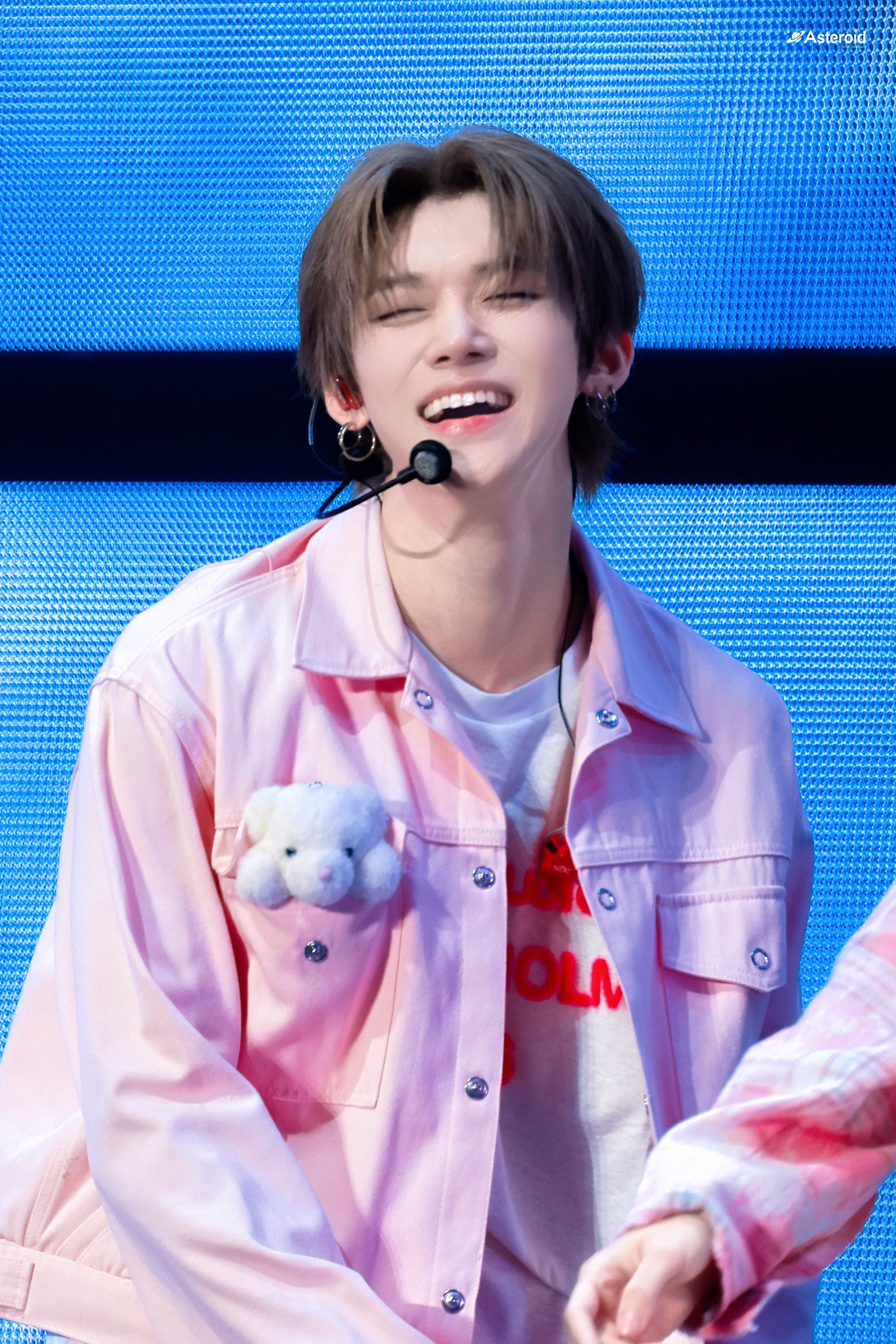 A moment captured by Yeonjun (TOMORROW X TOGETHER)'s fan