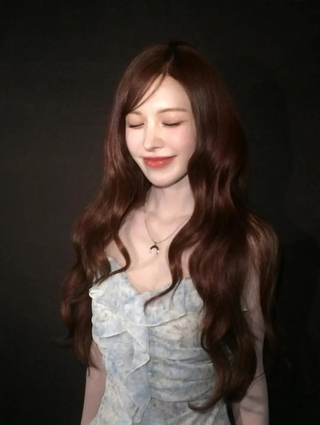 Recent activity shot of Wendy (Red Velvet)