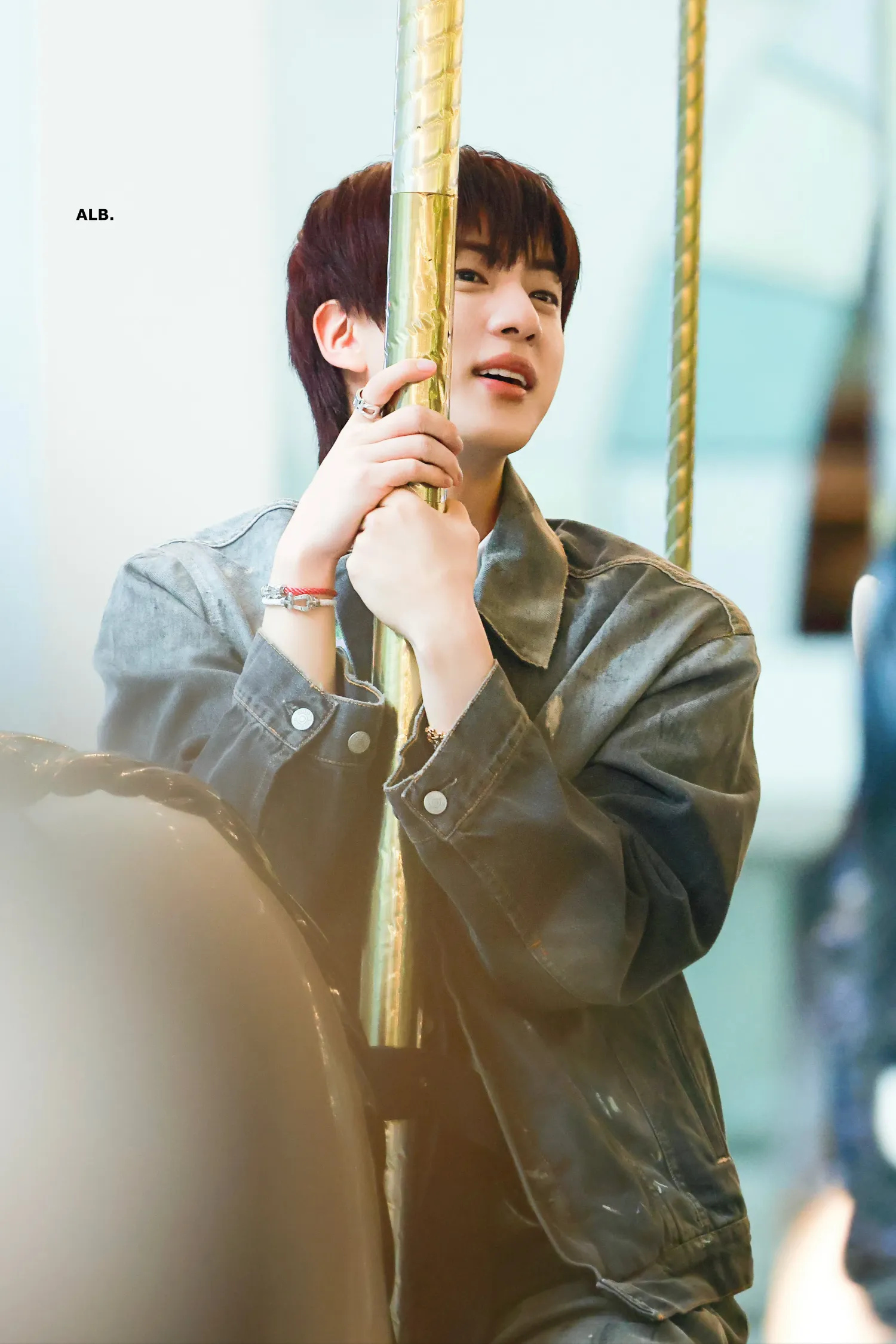 진 (방탄소년단)의 비하인드 컷