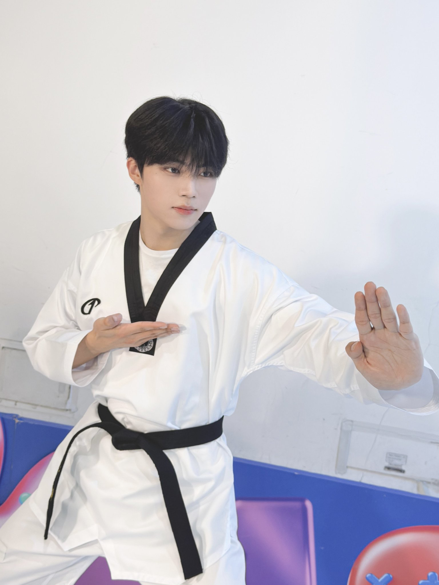 Behind-the-scenes cut of Park Gunwook (ZEROBASEONE)