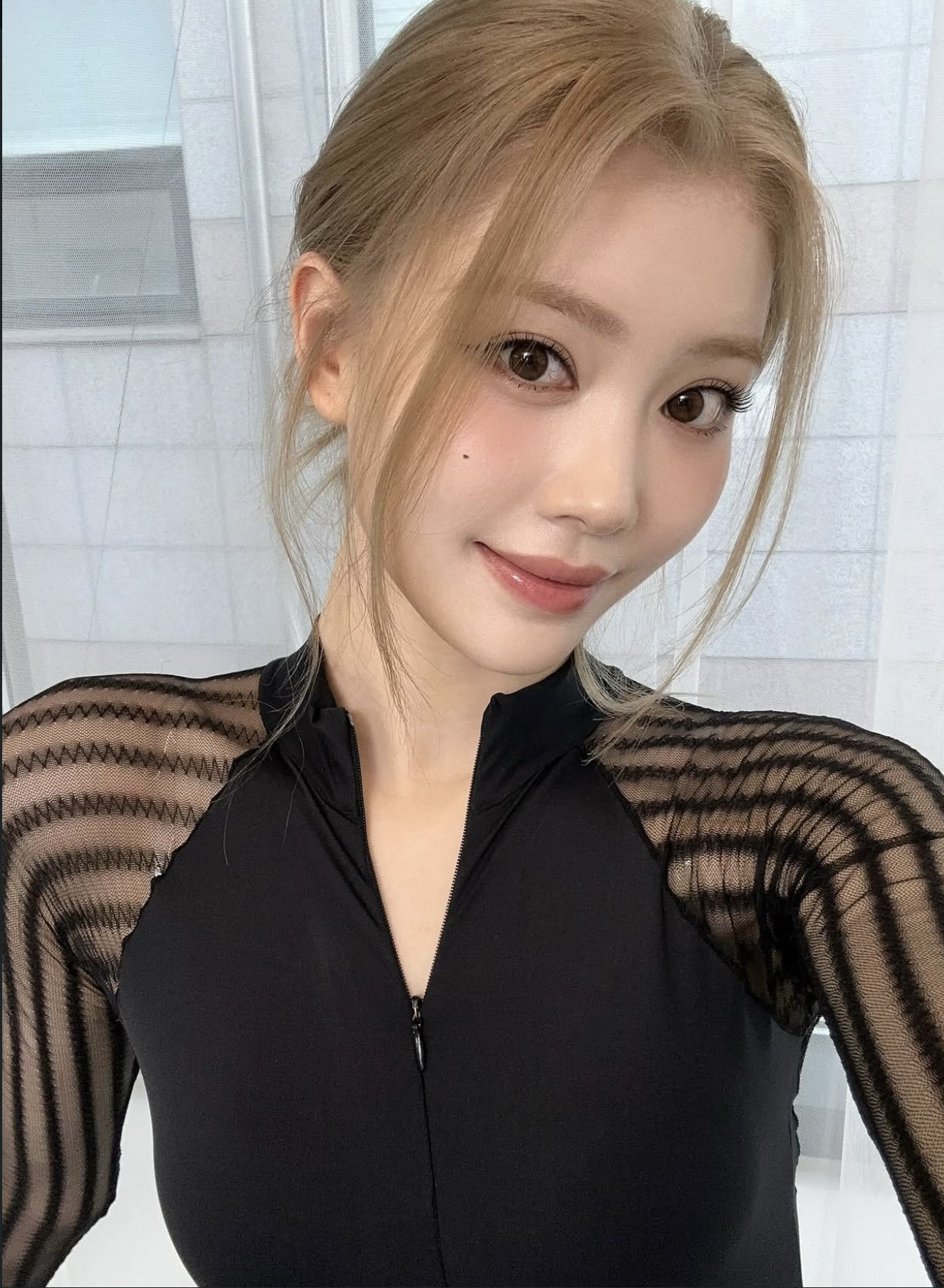 Recent activity shot of Xiao Ting (Kep1er)