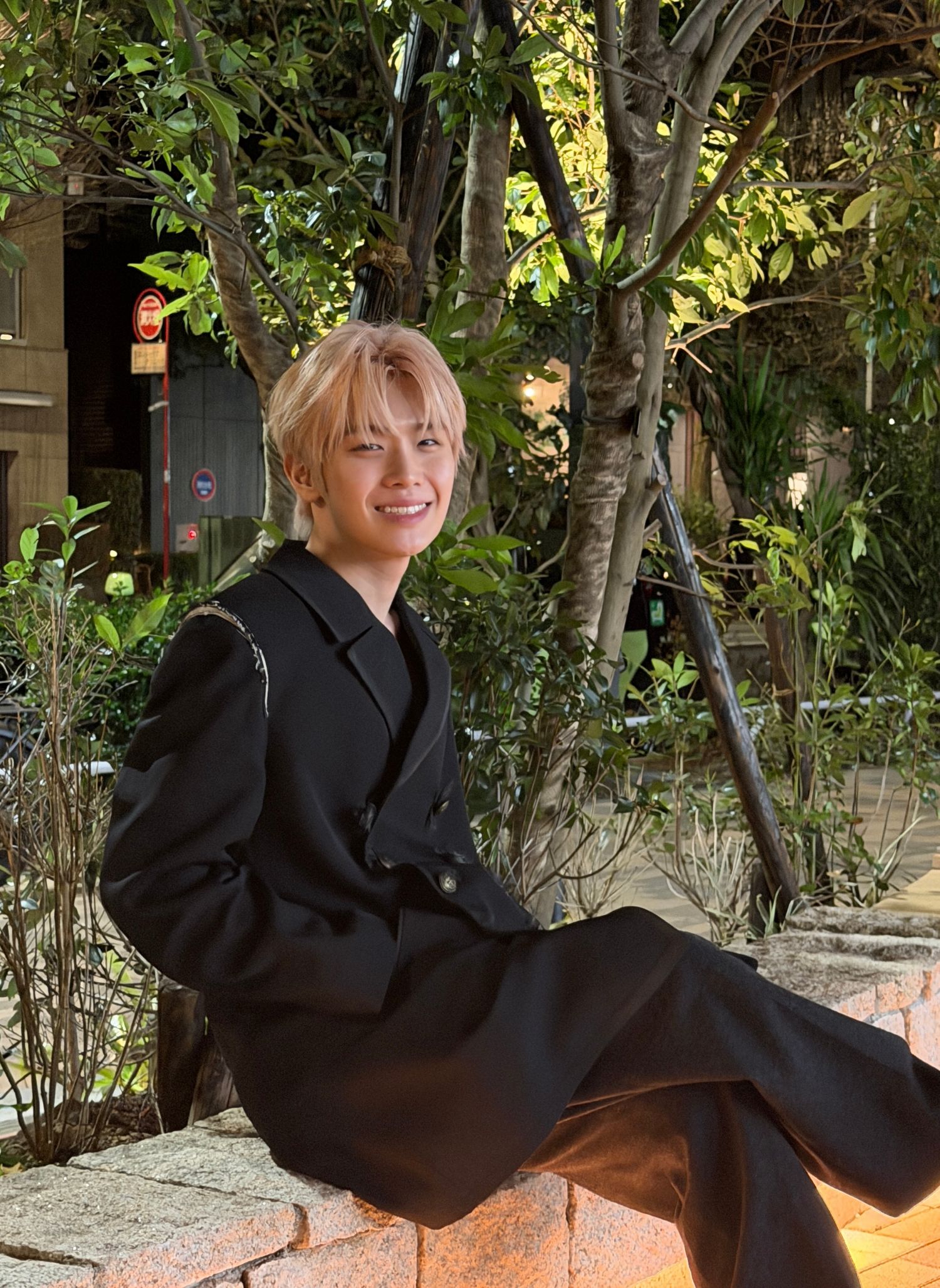 Recent activity shot of Kim Taerae (ZEROBASEONE)