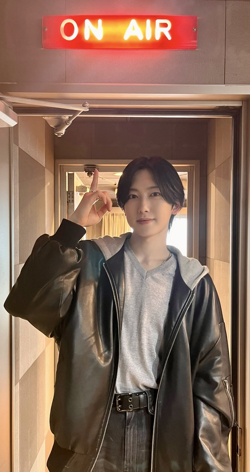 A heartfelt wallpaper shared by Fuma (&TEAM)'s fans