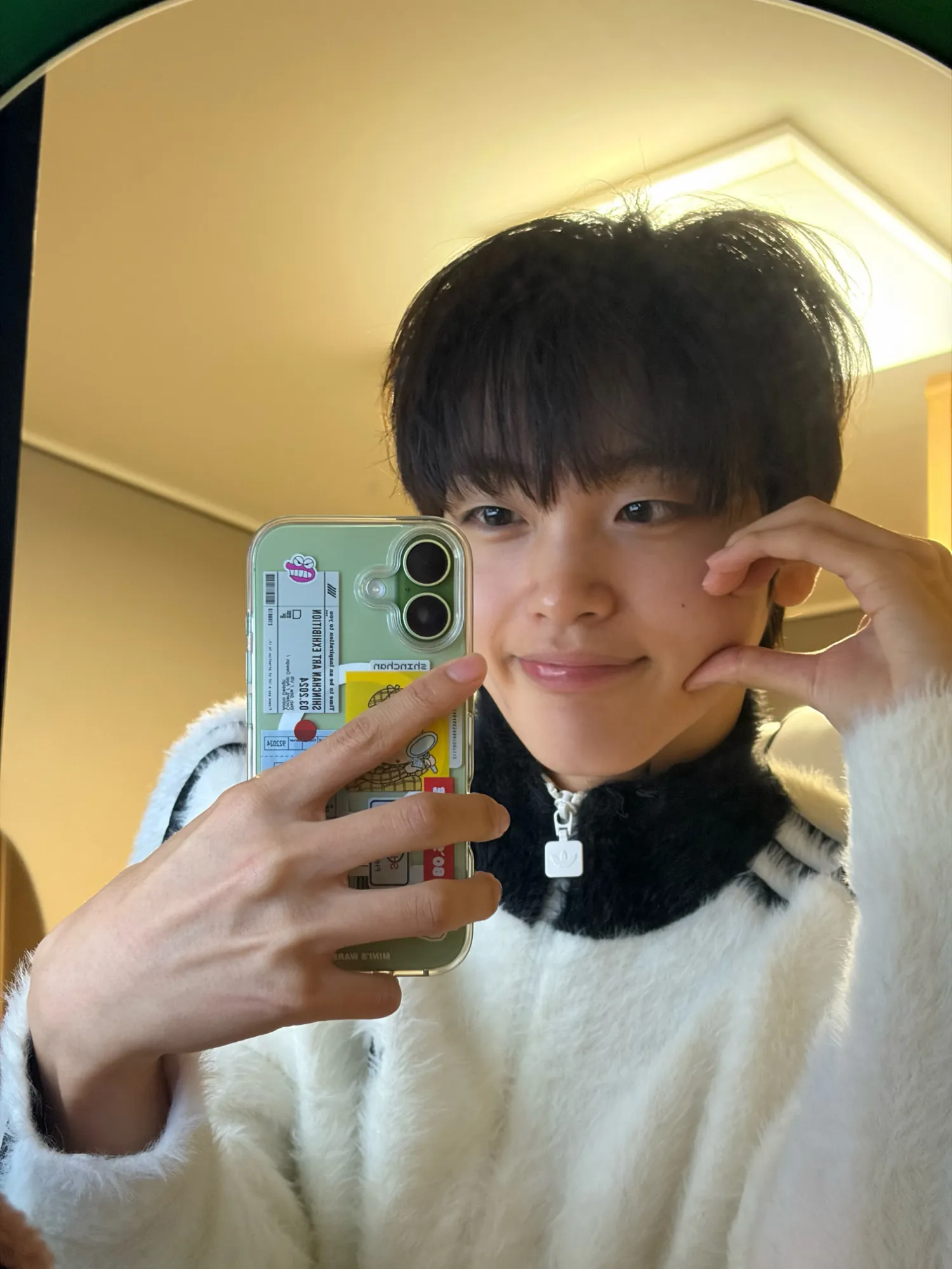 Behind-the-scenes cut of Hyeongjun (CRAVITY)