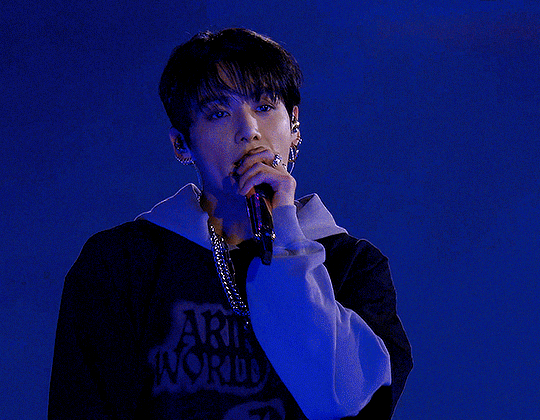 정국 (방탄소년단)의 최신 사진