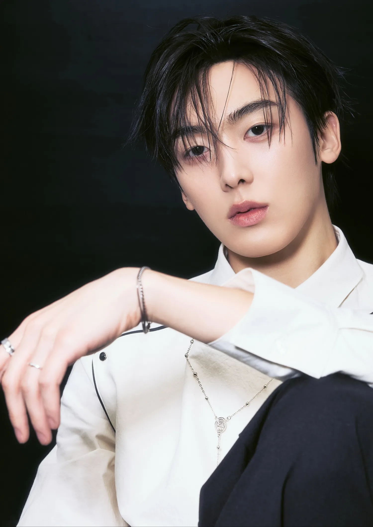 Behind-the-scenes cut of Sanha (ASTRO)