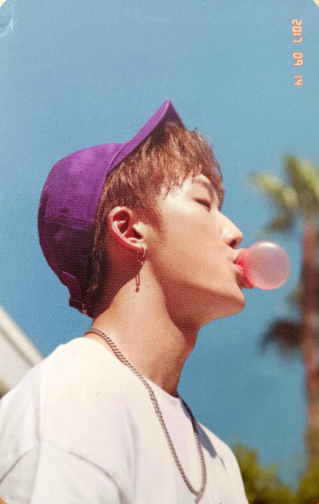 A moment captured by BOBBY (iKON)'s fan