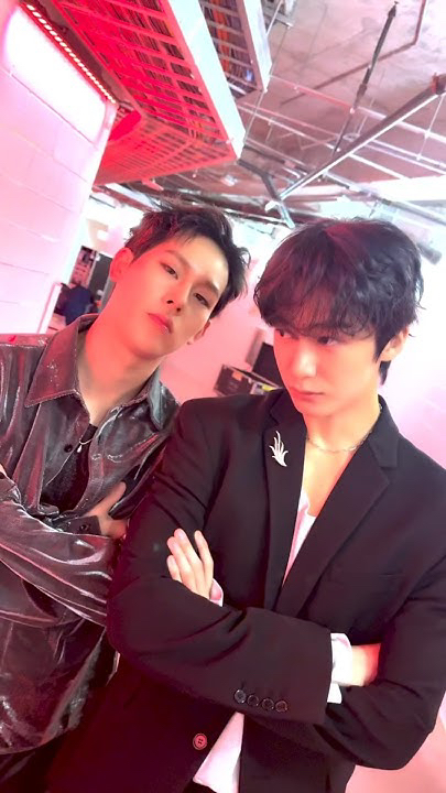 周宪 (MONSTA X)的最新照片