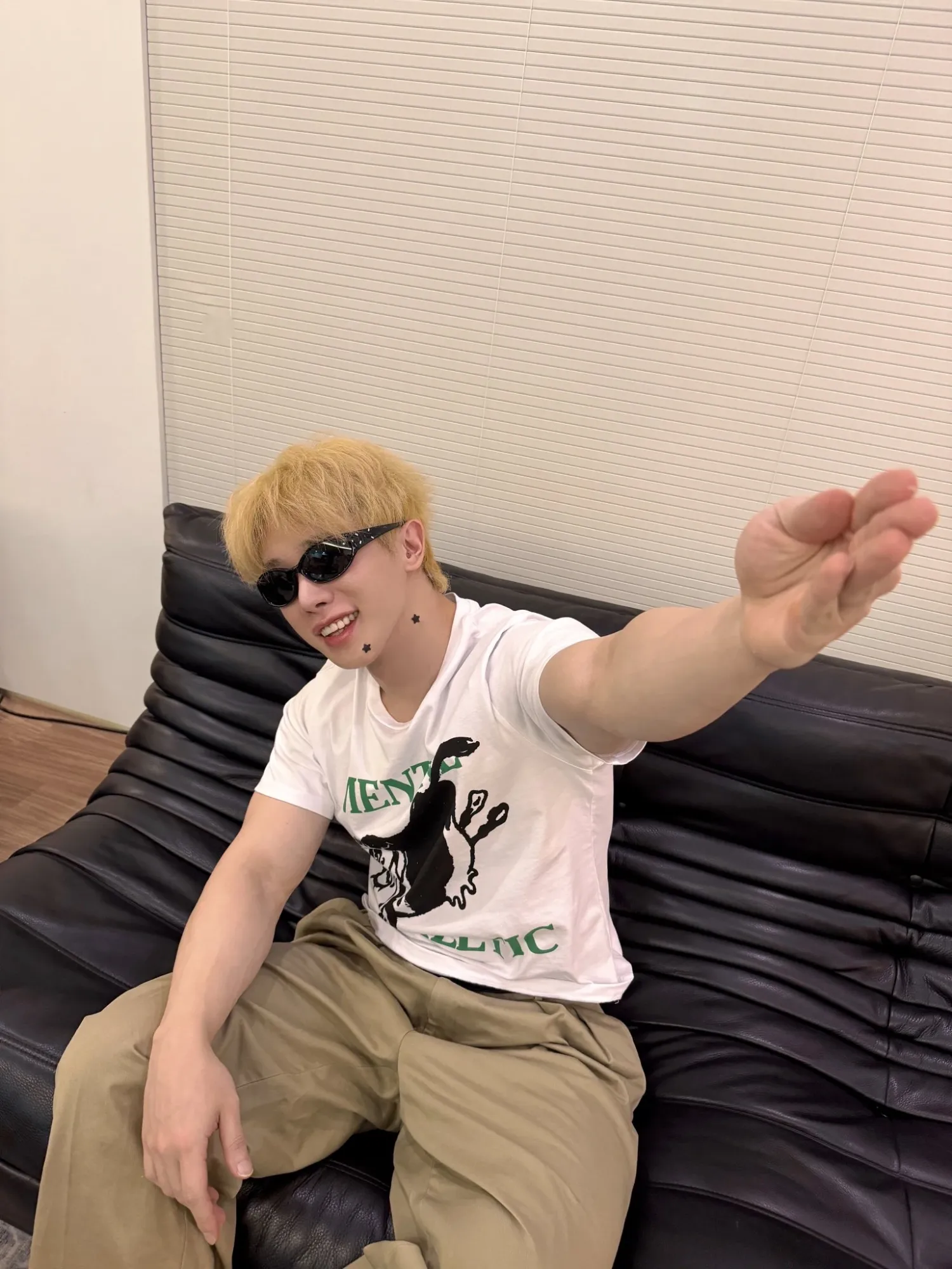 Behind-the-scenes cut of Wonho