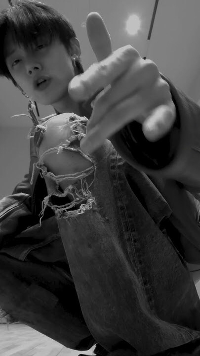 然竣 (TOMORROW X TOGETHER)的最新照片