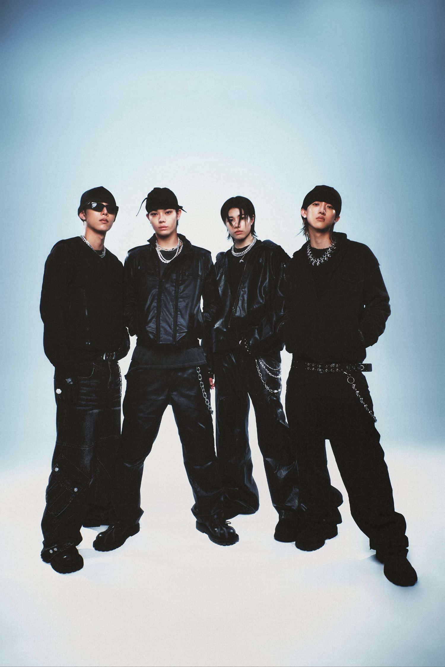 Behind-the-scenes cut of LNGSHOT