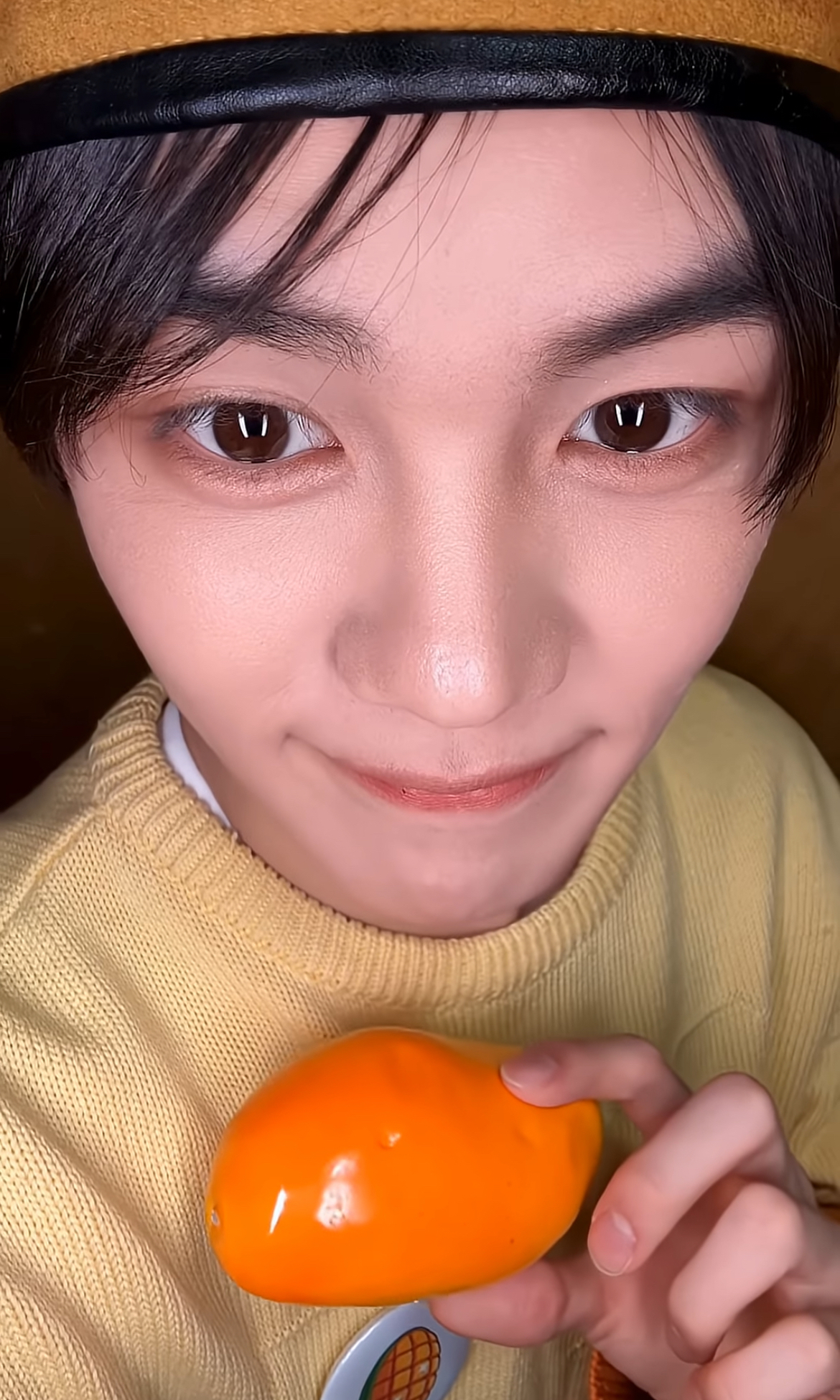 Latest photo of Kim Gyuvin (ZEROBASEONE)