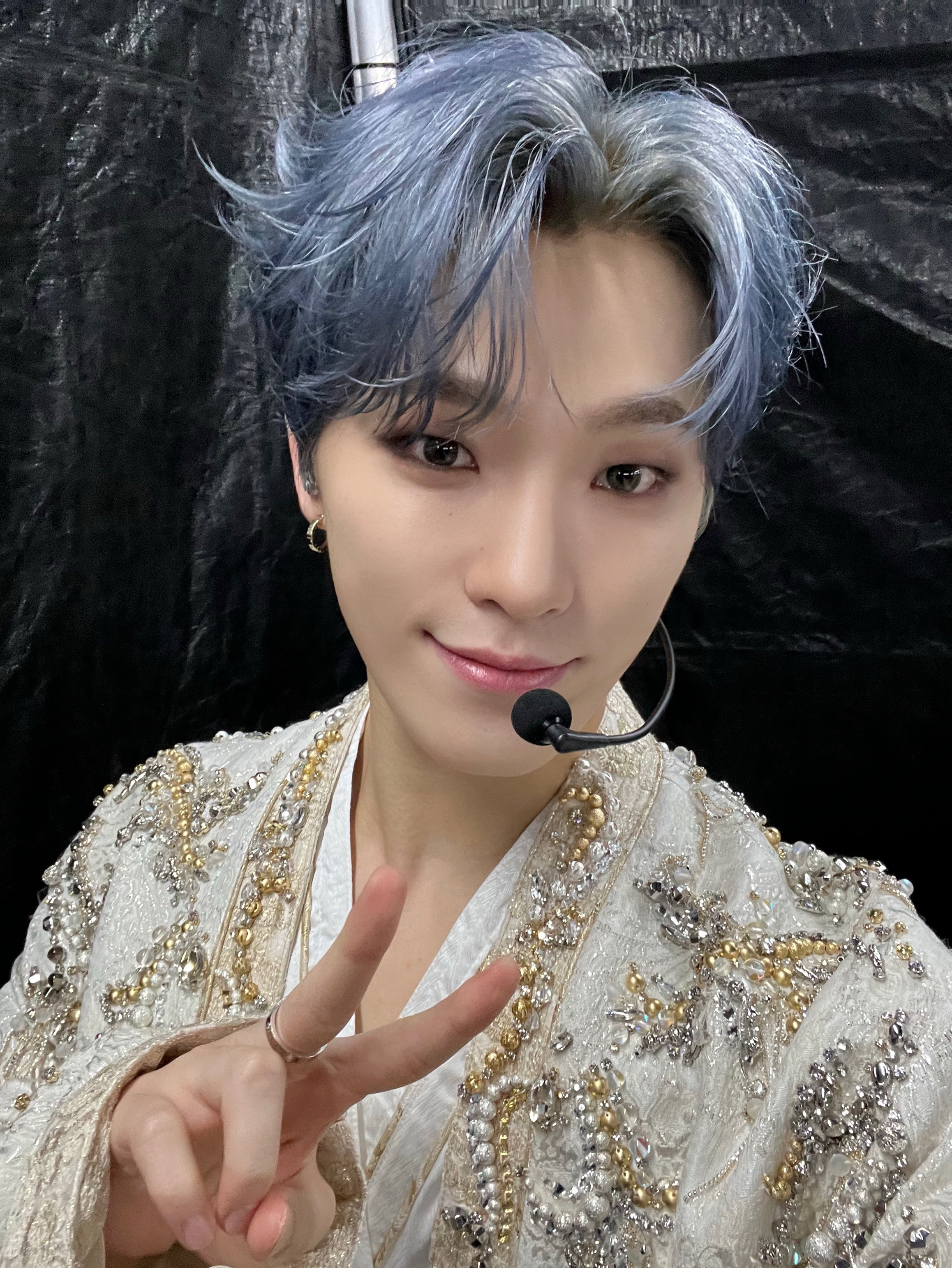 Recent activity shot of Dino (SEVENTEEN)