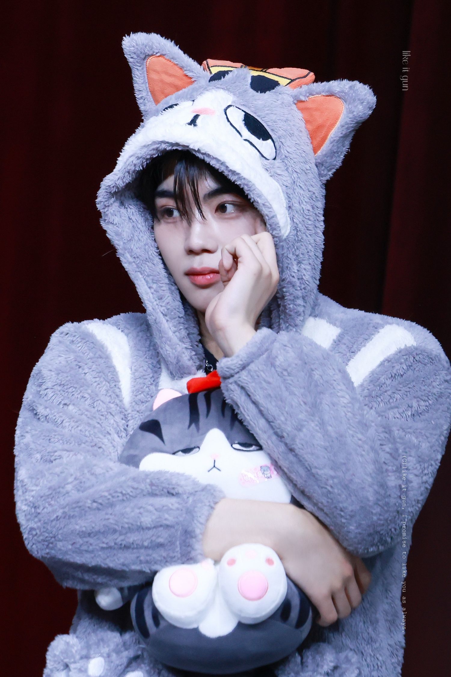 Behind-the-scenes cut of Park Gunwook (ZEROBASEONE)