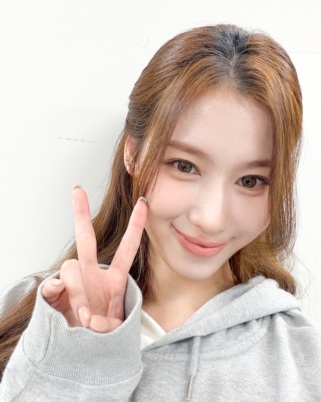 Sana (TWICE)的幕後花絮