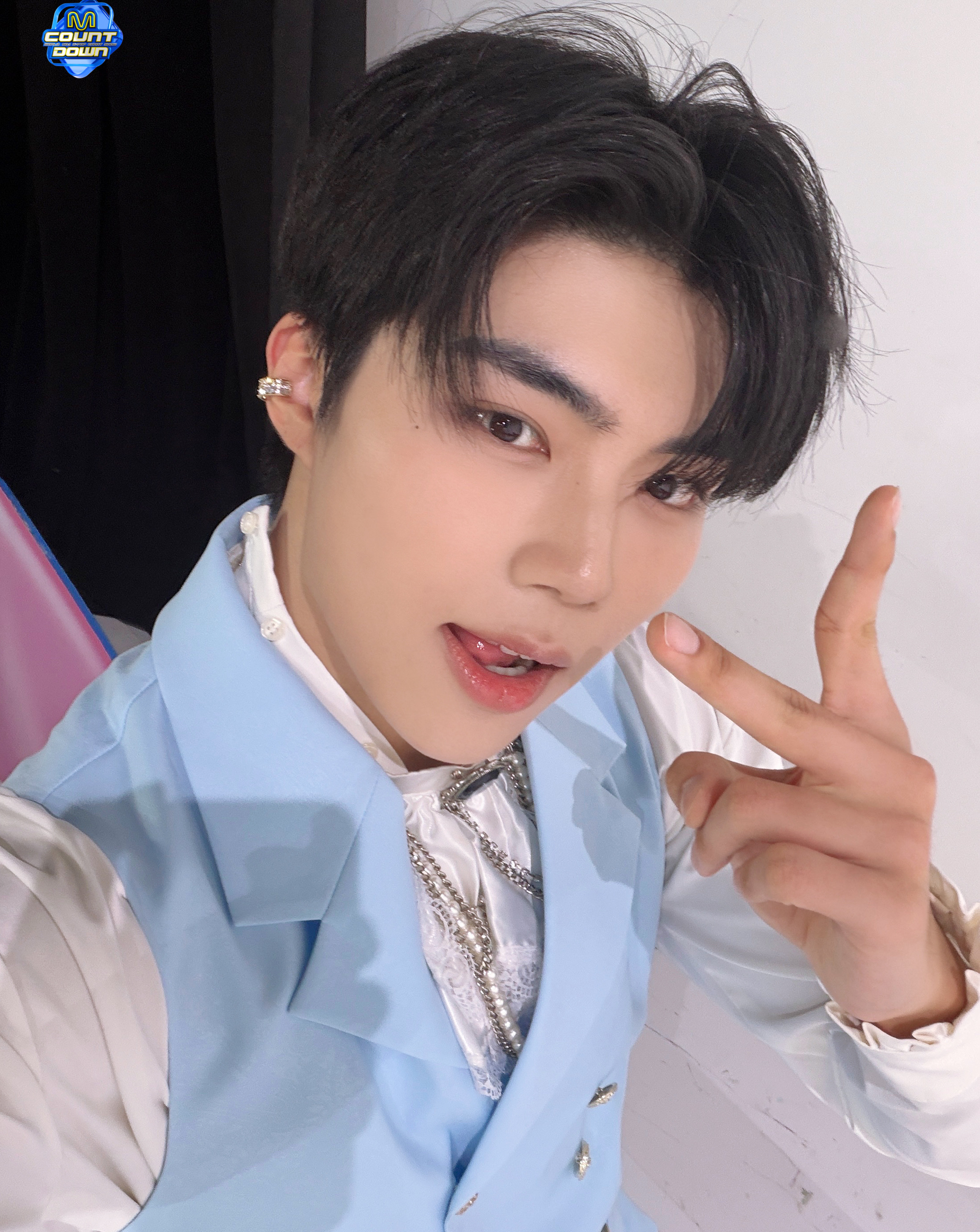 Latest photo of Park Gunwook (ZEROBASEONE)