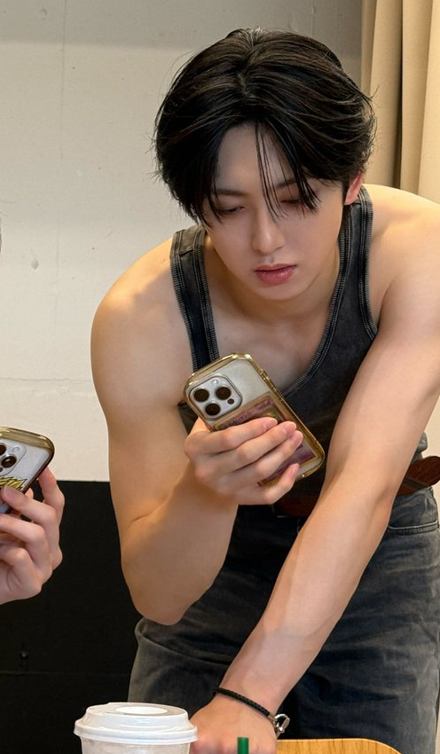 The most beloved wallpaper among Fuma (&TEAM)'s fans