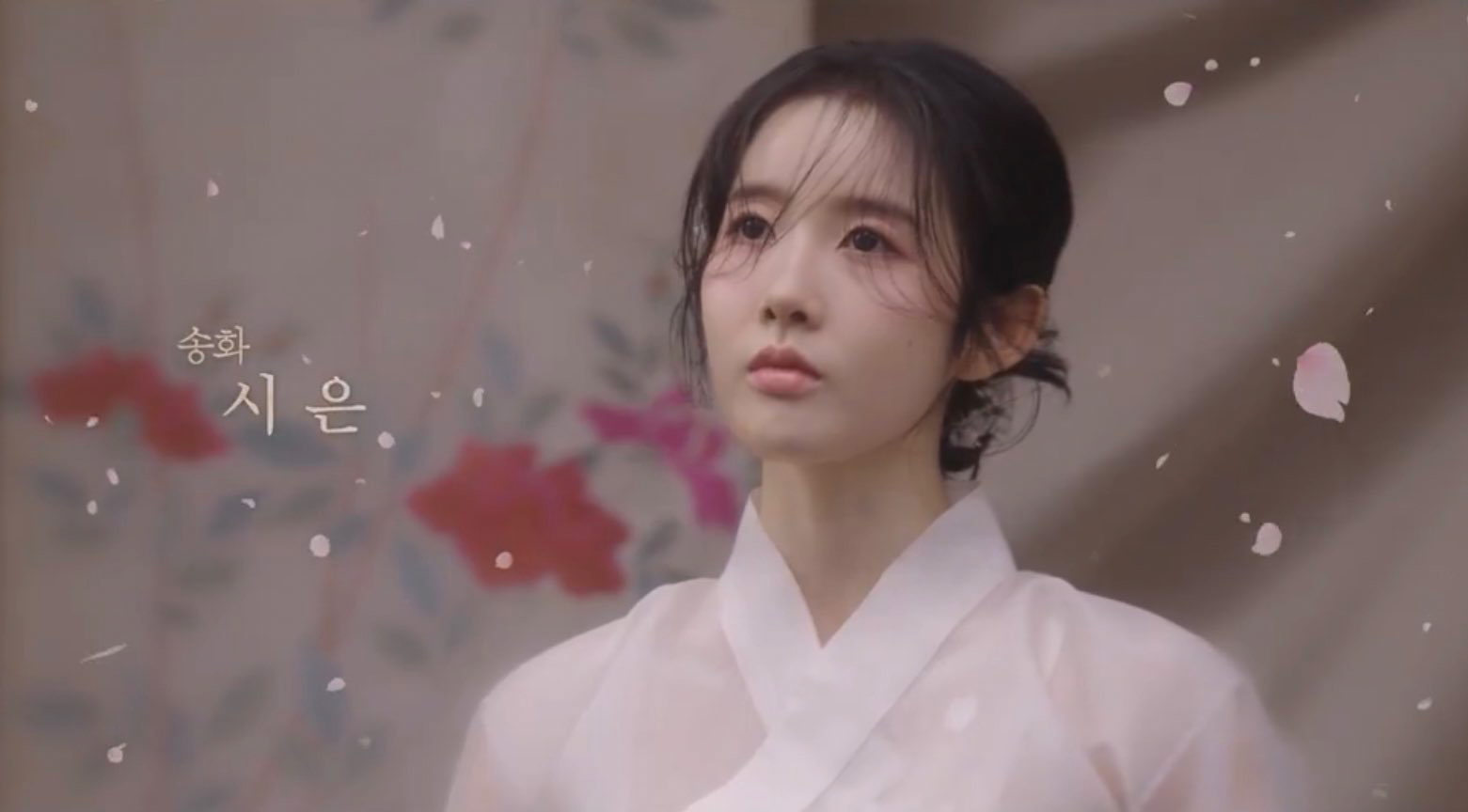 A moment captured by STAYC's fan