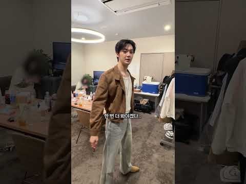 A moment captured by Eunwoo (ASTRO)'s fan