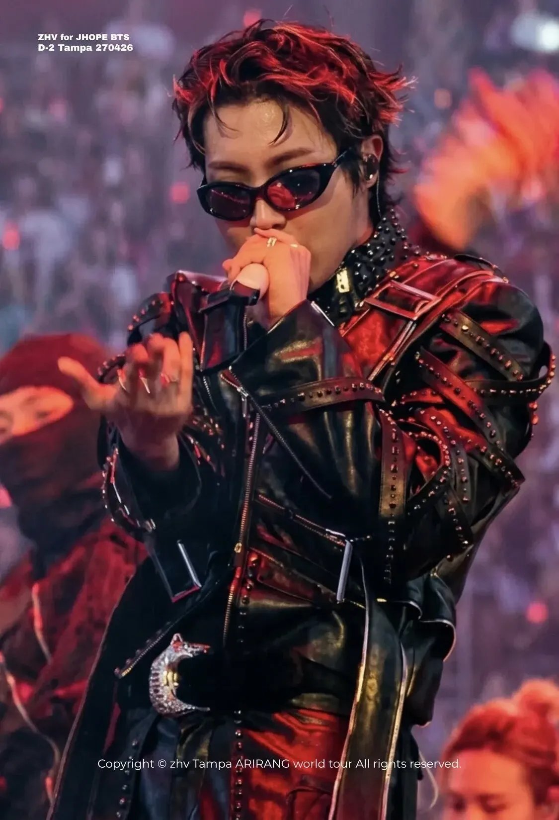 Foto terbaru j-hope (BTS)