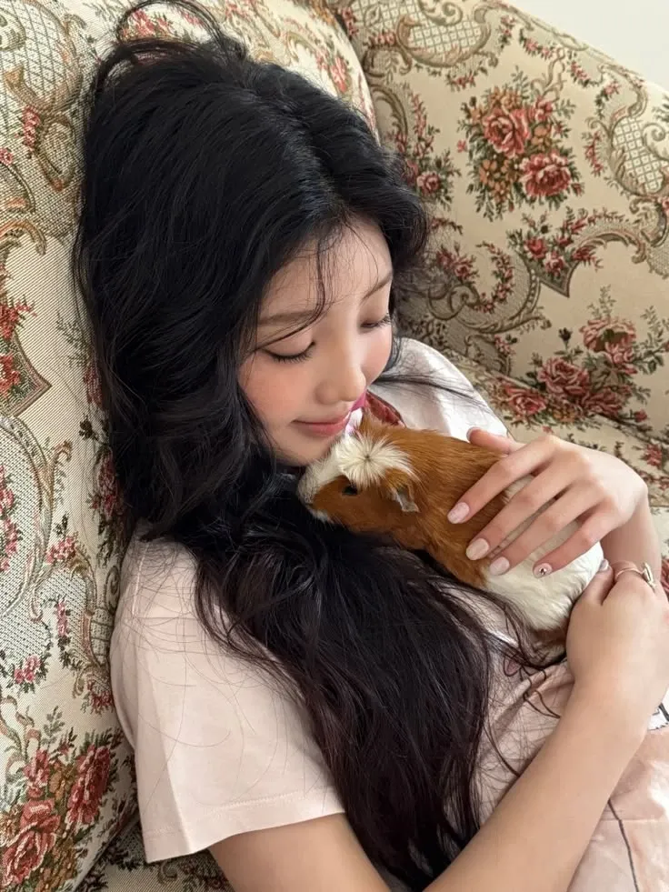 Latest photo of Wonhee (ILLIT)