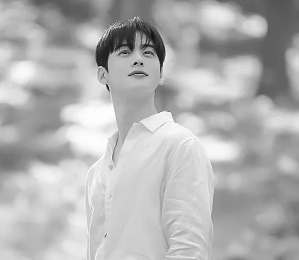 Behind-the-scenes cut of Eunwoo (ASTRO)