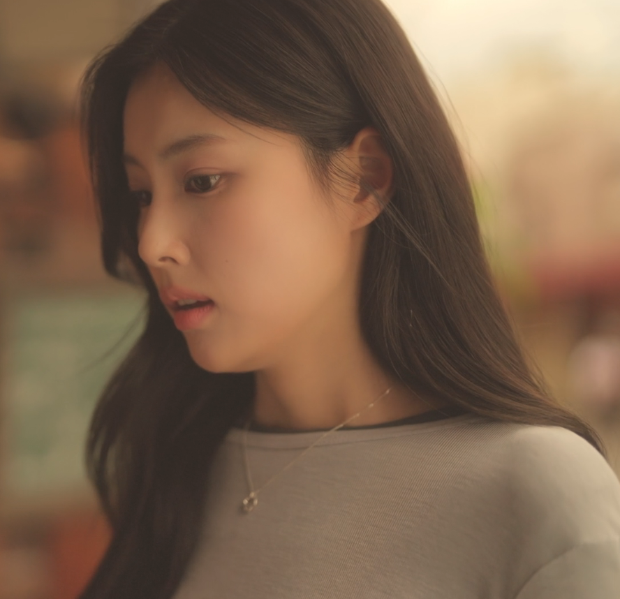 Latest photo of Kang Hyewon