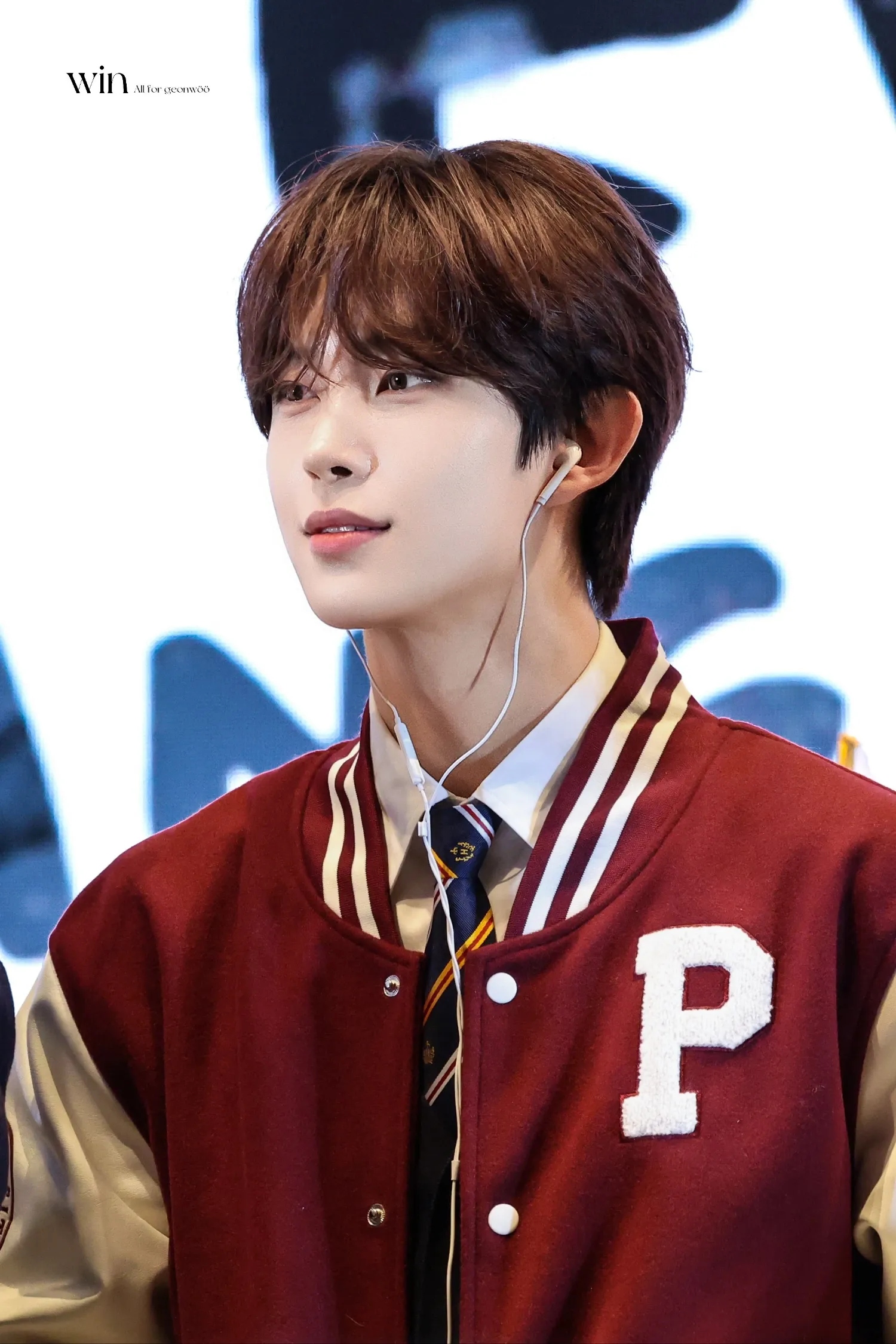 A moment captured by Kim Geonwoo (ALPHA DRIVE ONE)'s fan