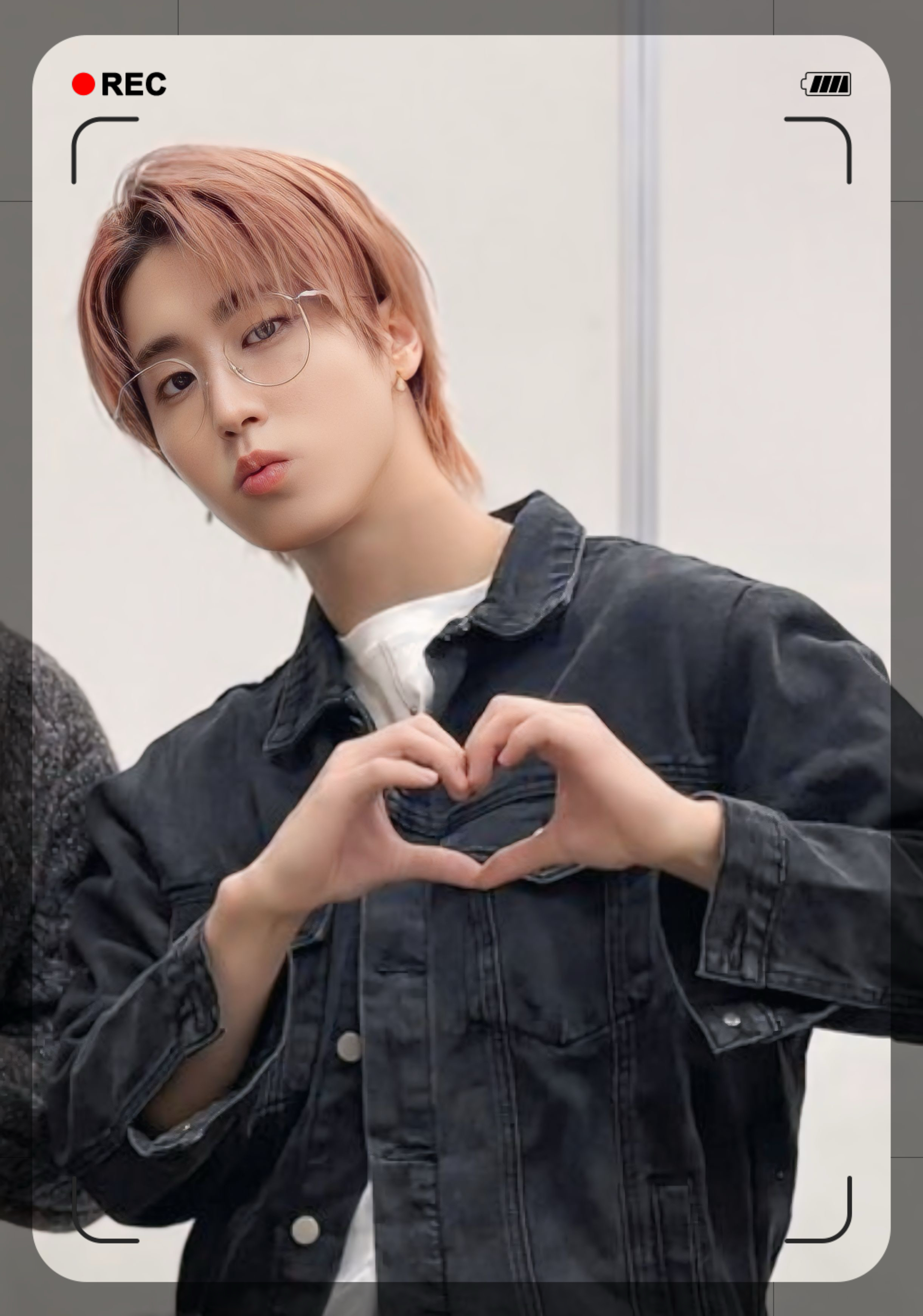 Behind-the-scenes cut of HAN (Stray Kids)