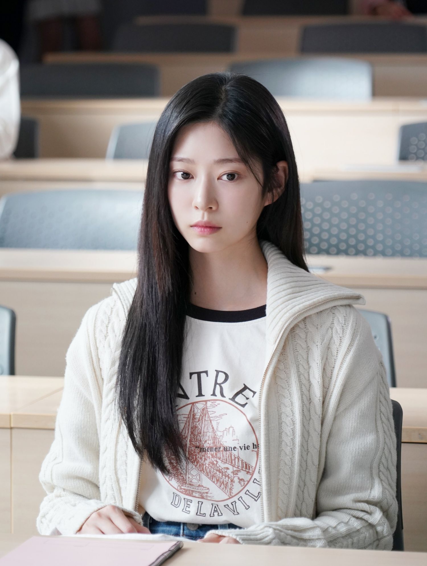 Recent activity shot of Kim Minju