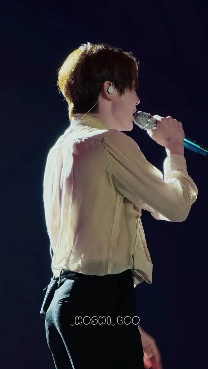 Recent activity shot of Seungkwan (SEVENTEEN)