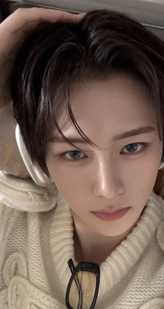 Latest photo of Zhou Anxin (ALPHA DRIVE ONE)