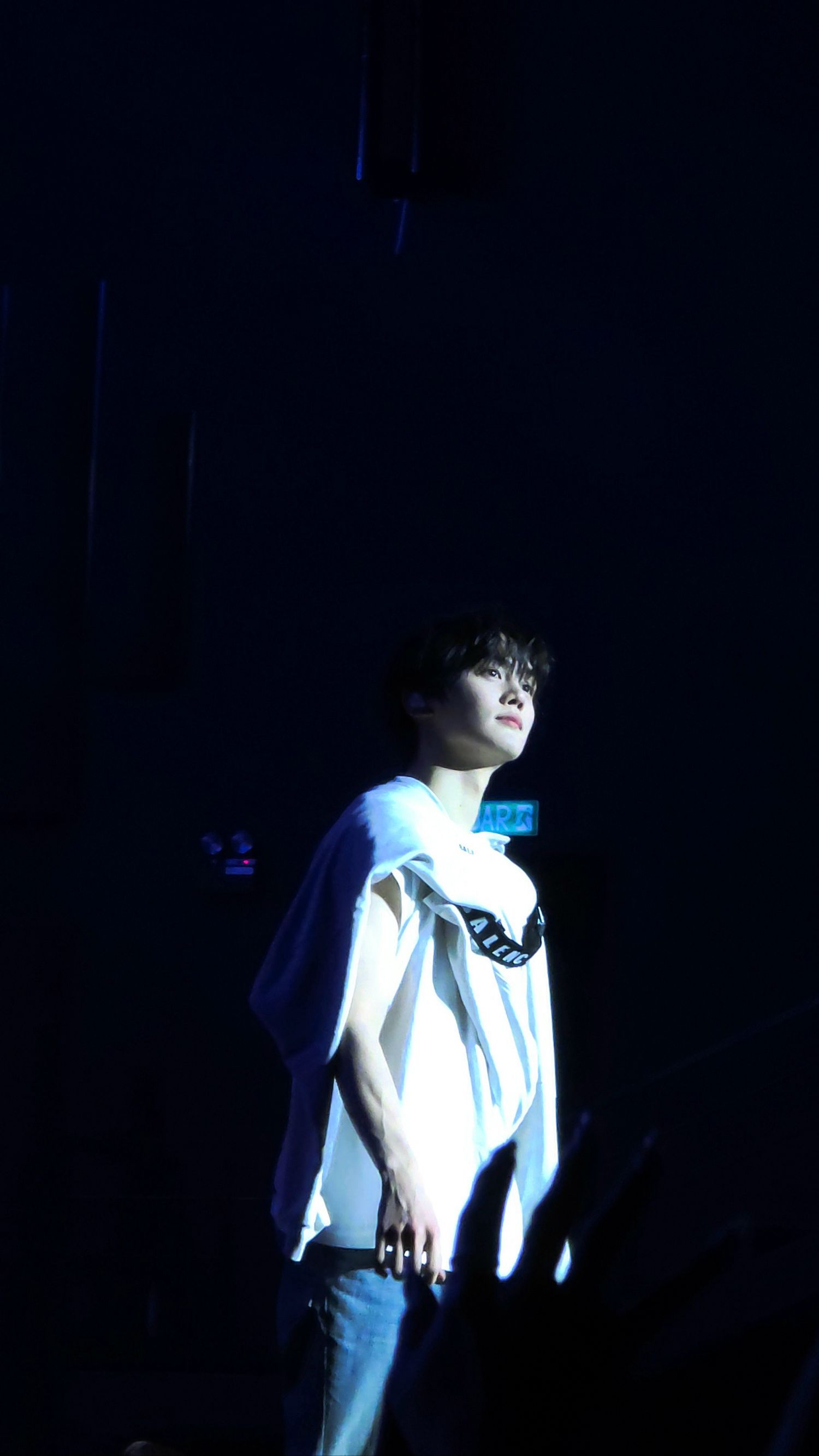 Fan-made special wallpaper for Kim Gyuvin (AND2BLE)