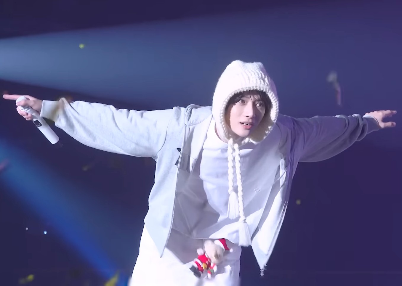 A moment captured by Beomgyu (TOMORROW X TOGETHER)'s fan